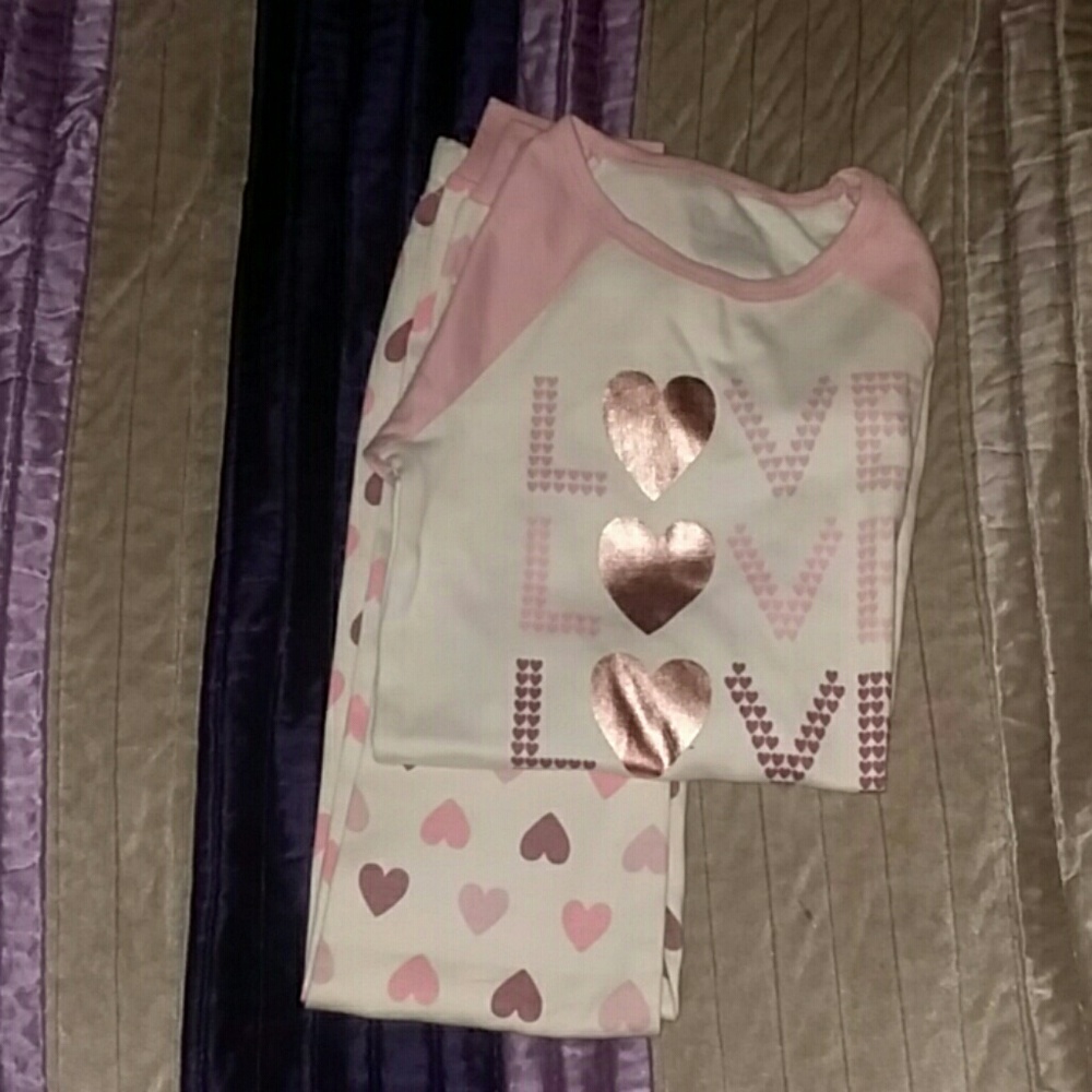 Girls loungewear